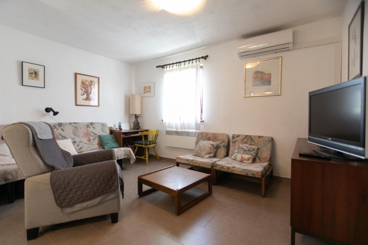 Apartman Silna Your New Home With Terrace And Garden Bobovisca 외부 사진
